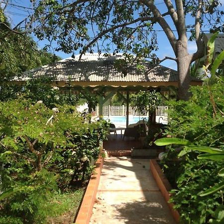 Le Domaine De Boisvin Βίλα Sainte-Anne  Εξωτερικό φωτογραφία