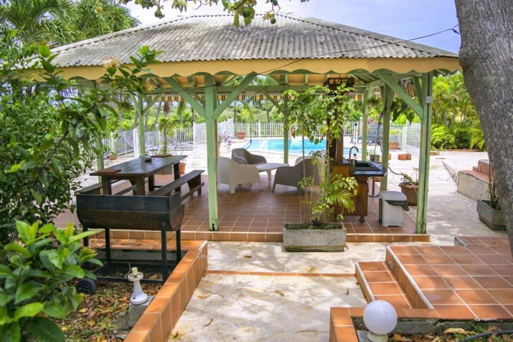 Le Domaine De Boisvin Βίλα Sainte-Anne  Εξωτερικό φωτογραφία