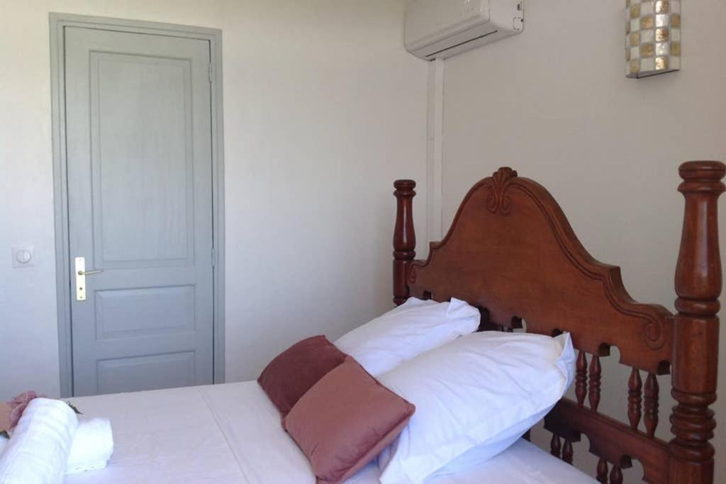 Le Domaine De Boisvin Βίλα Sainte-Anne  Εξωτερικό φωτογραφία